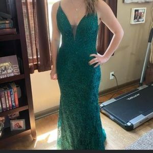 Worn once. Bought from Camille Le Vie. Emerald green.